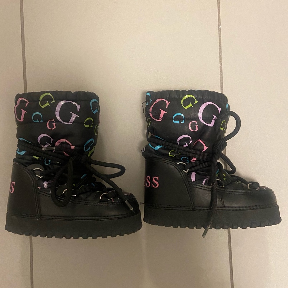 7T Guess winter boot